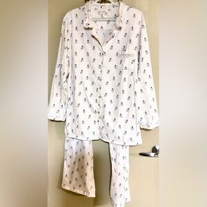 Eileen West Cotton ,White and Blue Floral Pajama Set. size 3X